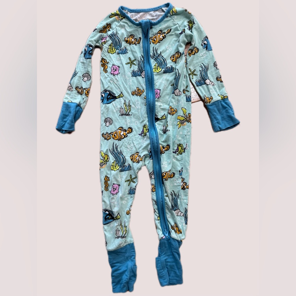 Little sleepies Disney finding Nemo 6-12 months onesie